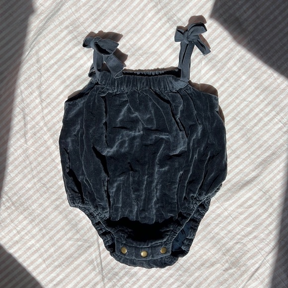 Tia Cibani Velvet Elephant Romper RUCHED SAC ROMPER - Picture 4 of 6